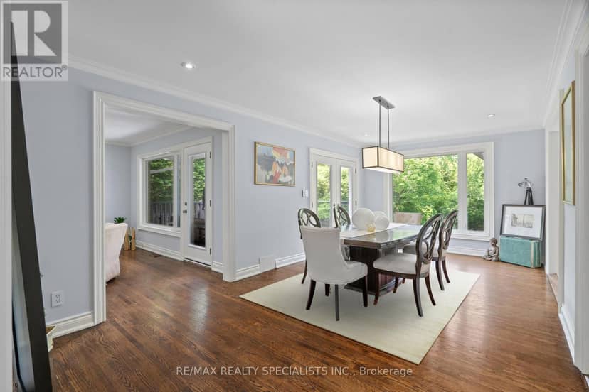 42 Heathview Avenue — photo 9 of 40