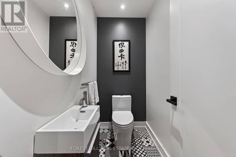 309 Wychwood Avenue — photo 23 of 39