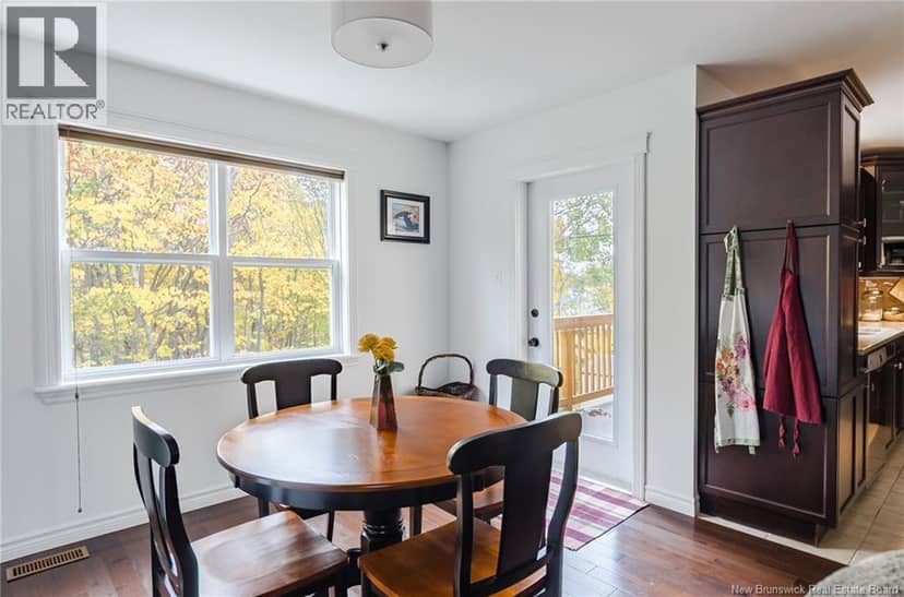 28 Noel Avenue — photo 13 of 40