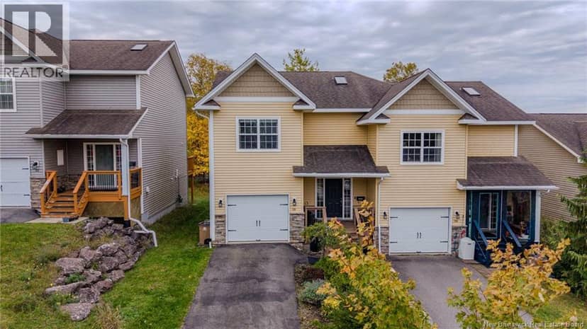 28 Noel Avenue — photo 2 of 40