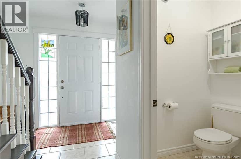 28 Noel Avenue — photo 6 of 40