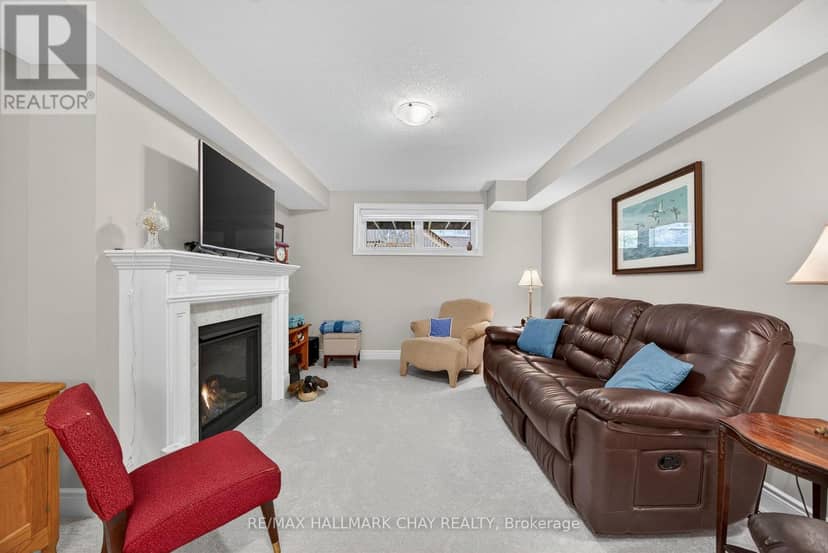 63 Summerhill Drive — photo 22 of 35