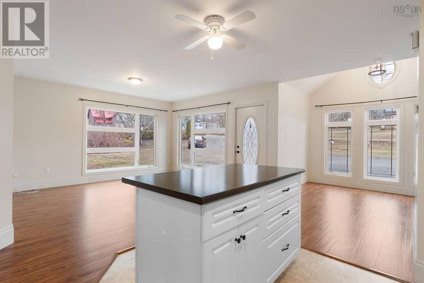 4821 Highway 1 — photo 18 of 40