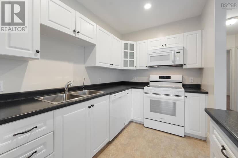 4821 Highway 1 — photo 17 of 40