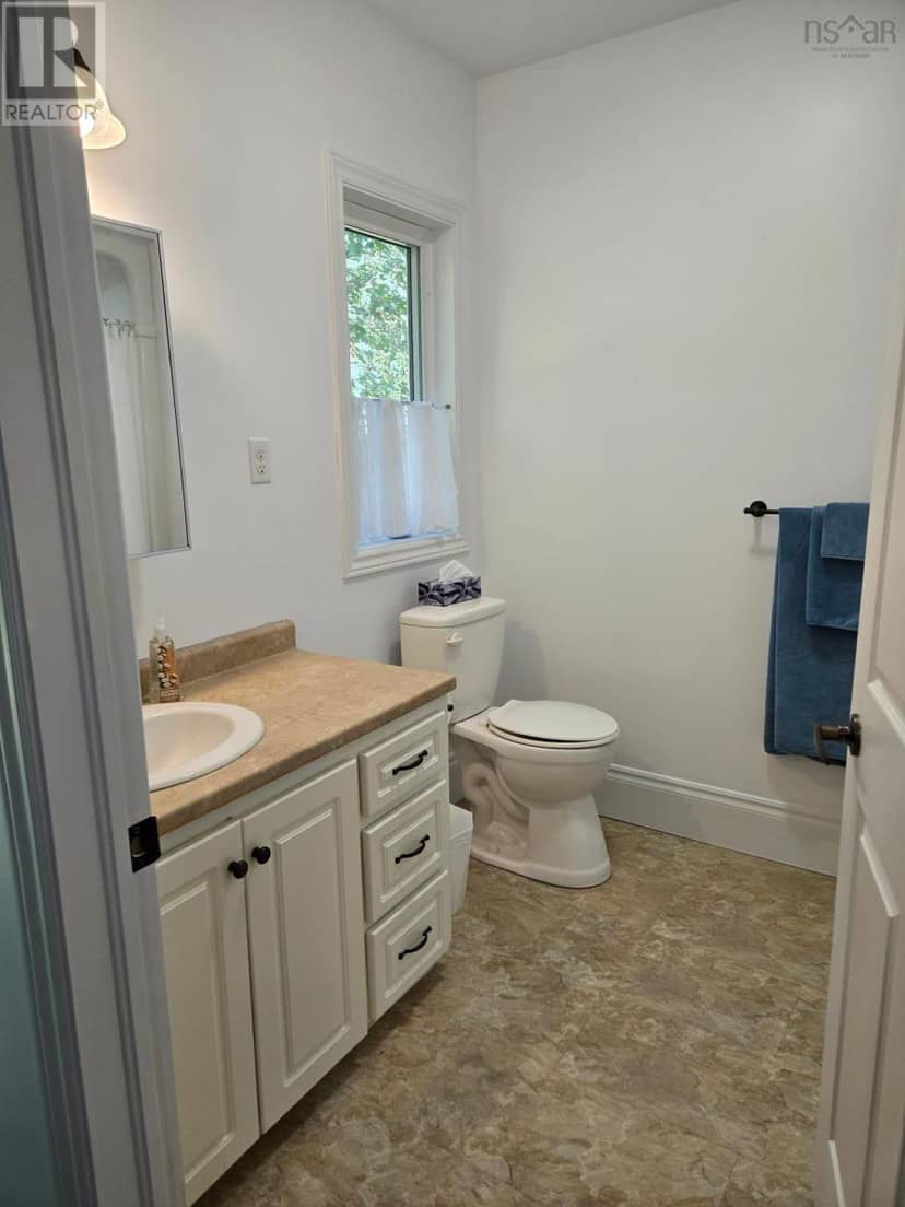 4821 Highway 1 — photo 26 of 40