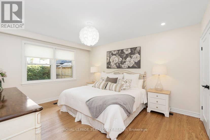 21 Greencoat Road — photo 10 of 33