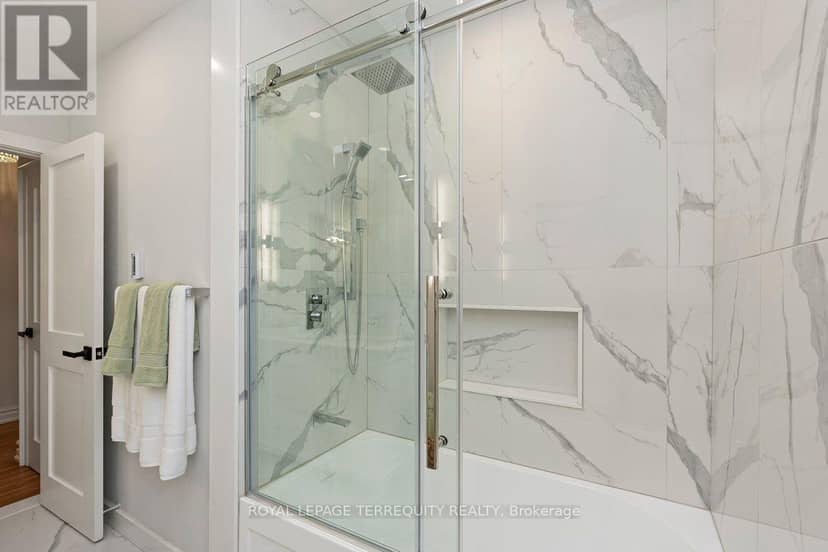 21 Greencoat Road — photo 14 of 33