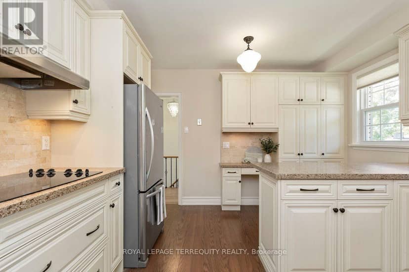 21 Greencoat Road — photo 17 of 33