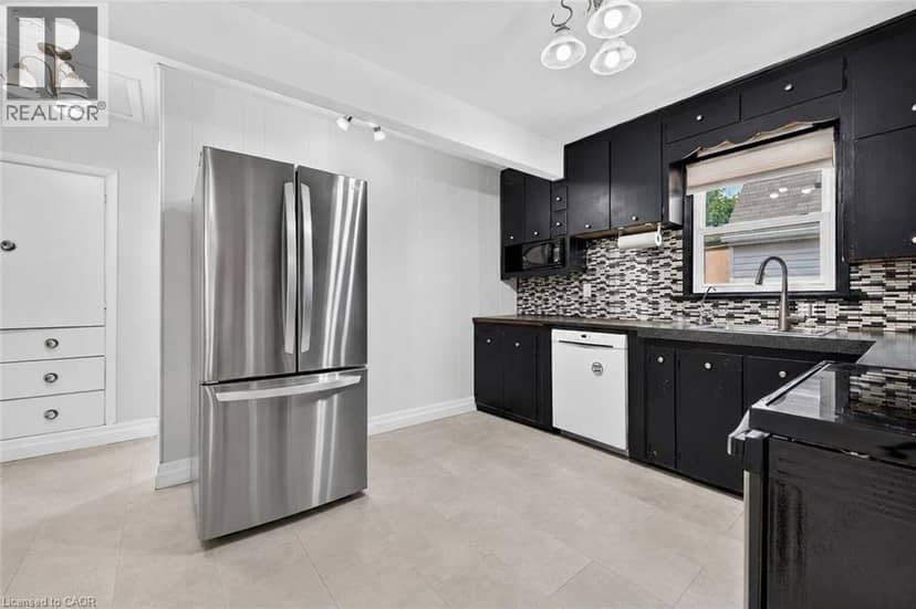 302 EAST 28TH Street, Hamilton, photo 5