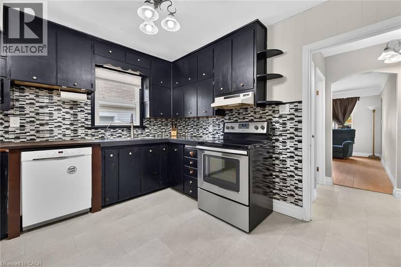 302 EAST 28TH Street, Hamilton, photo 2