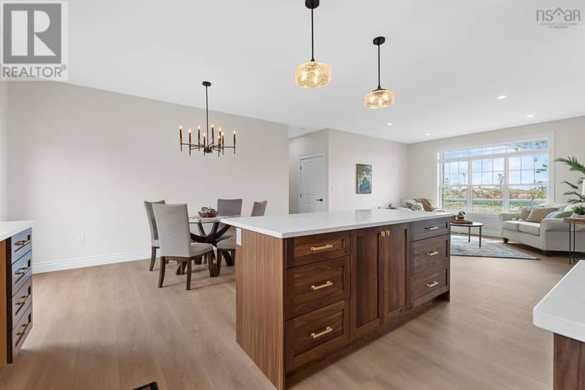 1097 Fleetwood Drive — photo 15 of 40
