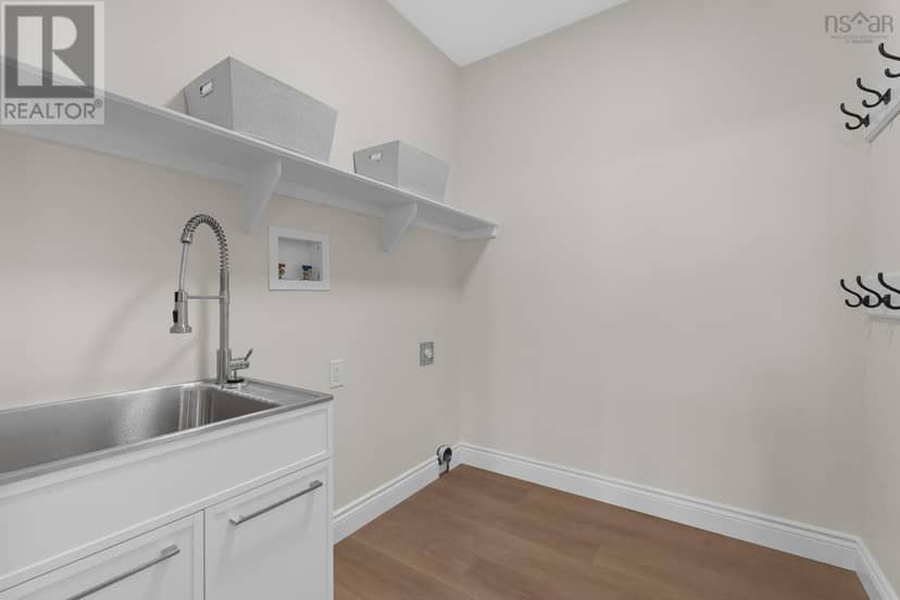1097 Fleetwood Drive — photo 36 of 40