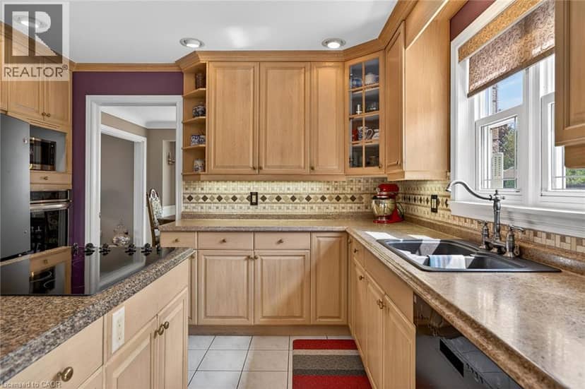 1 CAPTAIN TENBROCK Terrace — photo 12 of 40