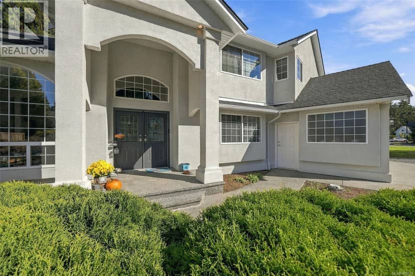 589 Belyea Rd, Qualicum Beach, photo 2