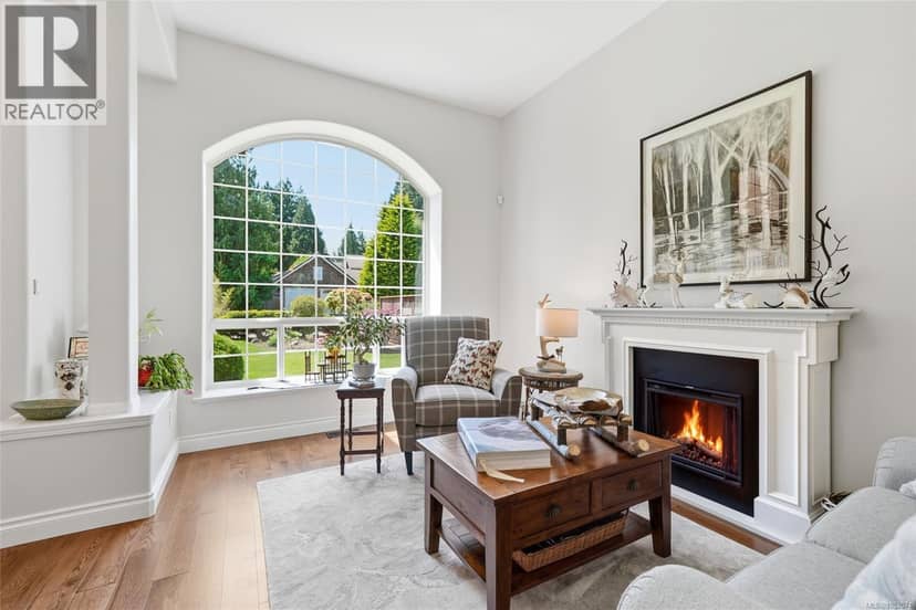 589 Belyea Rd, Qualicum Beach, photo 5