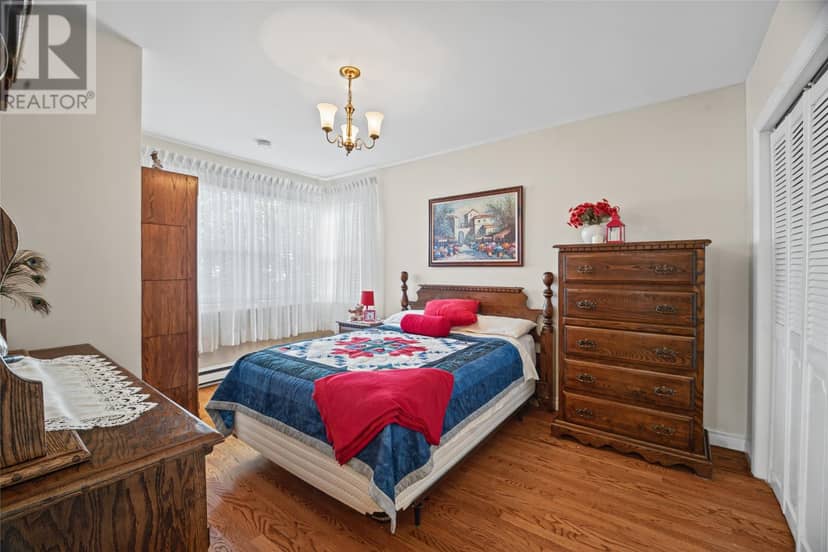 20 Jersey Avenue — photo 12 of 33