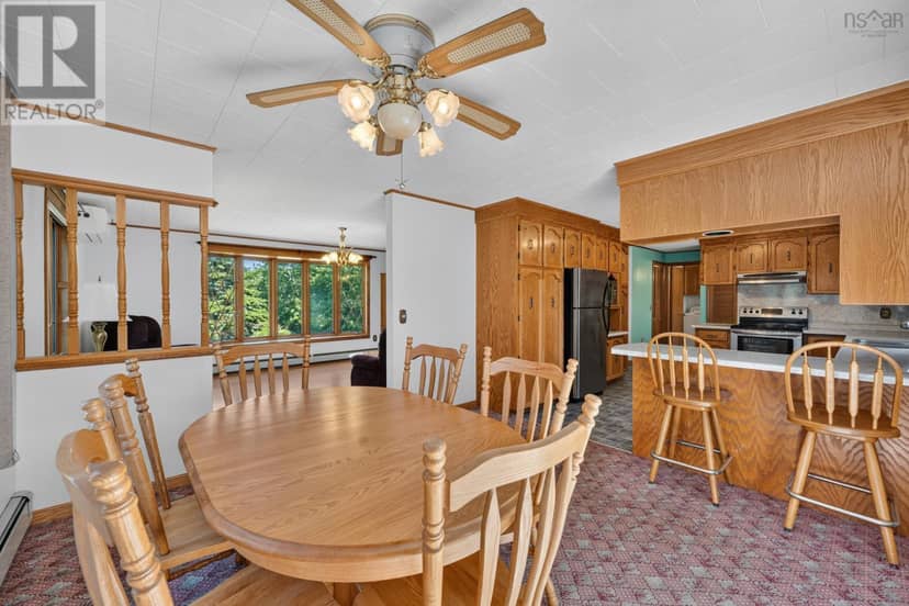 5213 Highway 1 — photo 10 of 40