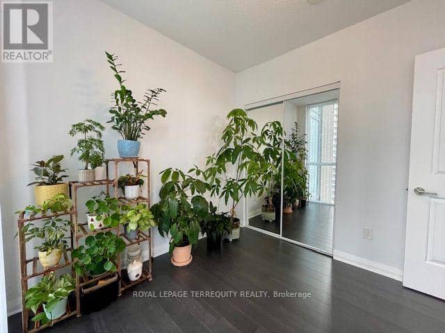 1219 - 5033 Four Springs Avenue — photo 26 of 40