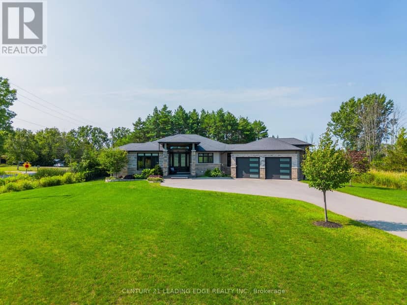 9 Leaside Street, Prince Edward County, photo 3