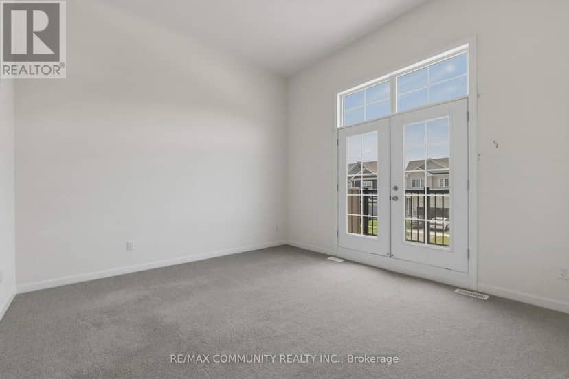 110 Oakmont Drive — photo 14 of 32