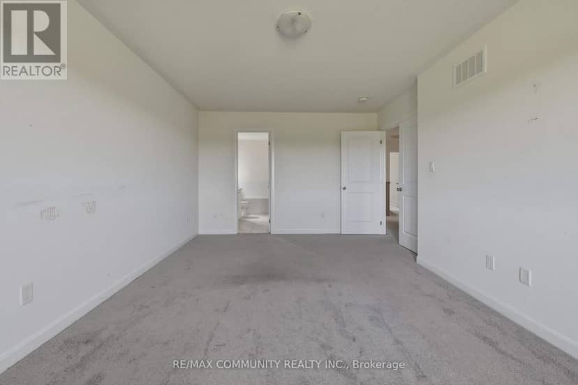 110 Oakmont Drive — photo 23 of 32