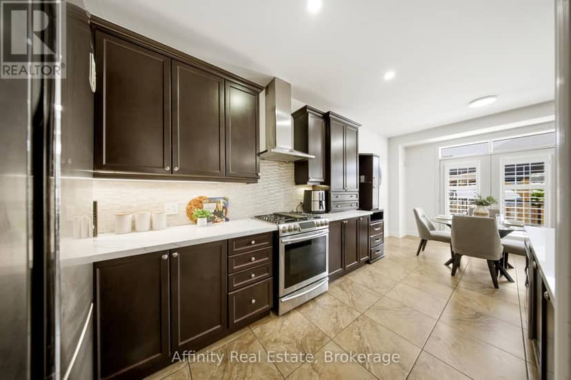 114 Chaumont Drive — photo 18 of 40