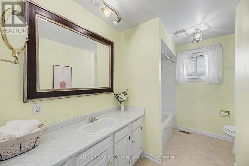 8 Talon Street — photo 26 of 40