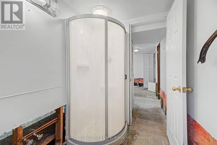 8 Talon Street — photo 32 of 40