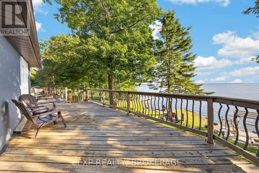 182 Nicholson Point Road, Loyalist, photo 4