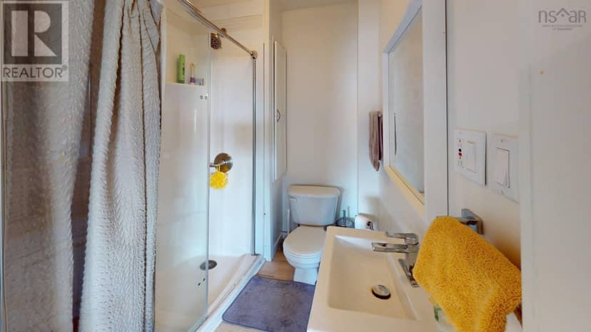 81 Coronation Drive — photo 16 of 28