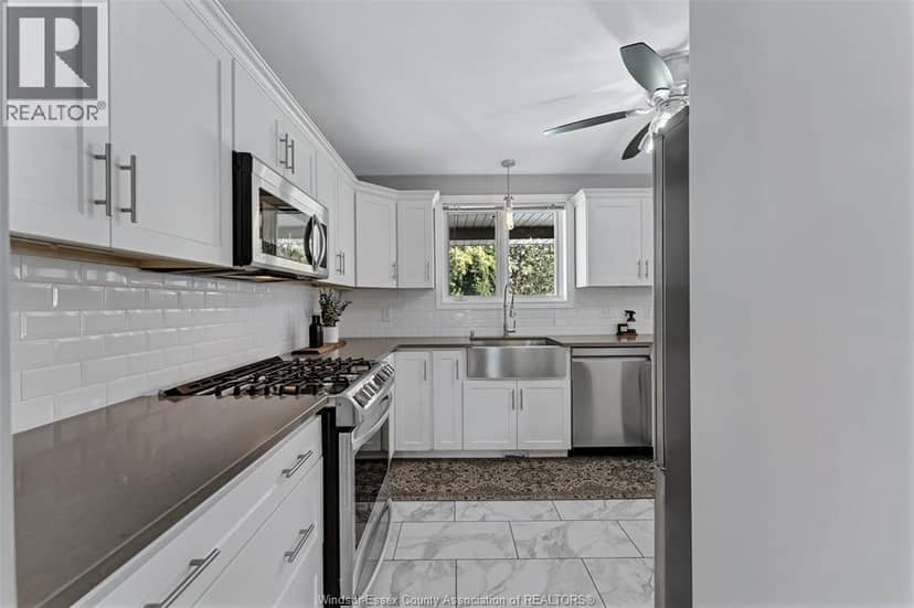 1840 Deslippe Drive — photo 20 of 40