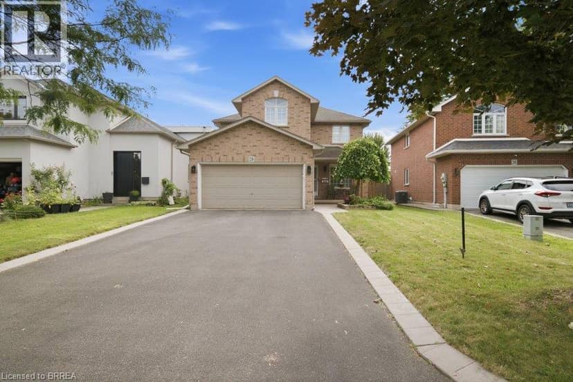 28 LAKE Street, Grimsby, photo 2