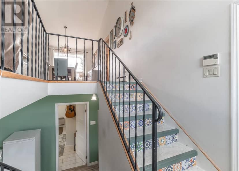 485 Alexander Street — photo 19 of 39