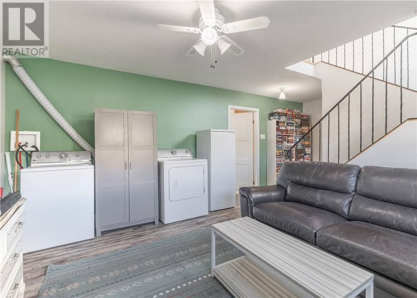 485 Alexander Street — photo 20 of 39
