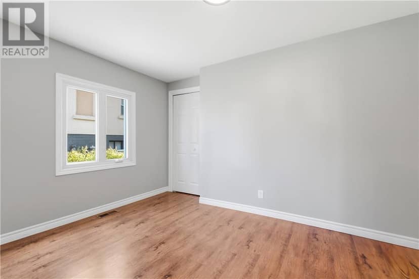 407 Morris Street — photo 11 of 28