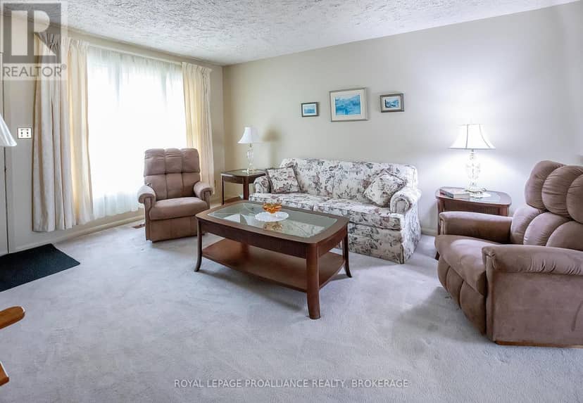 676 Willis Street, Kingston, photo 4