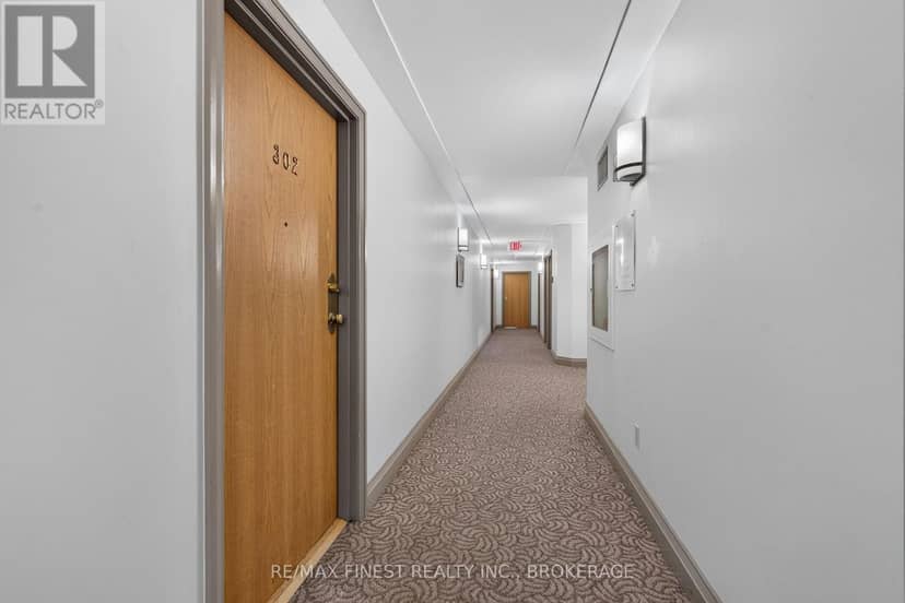 302 - 2 Bay Street, Kingston, photo 6