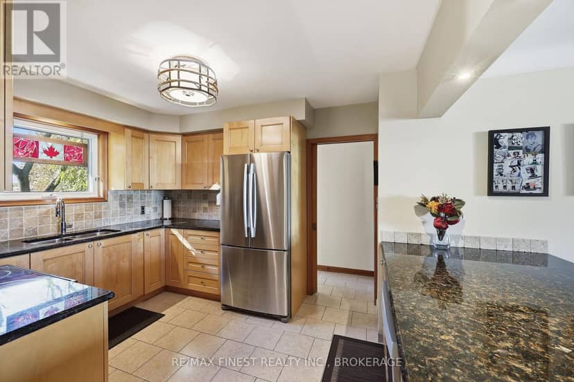 1409 Sproule Street — photo 16 of 40