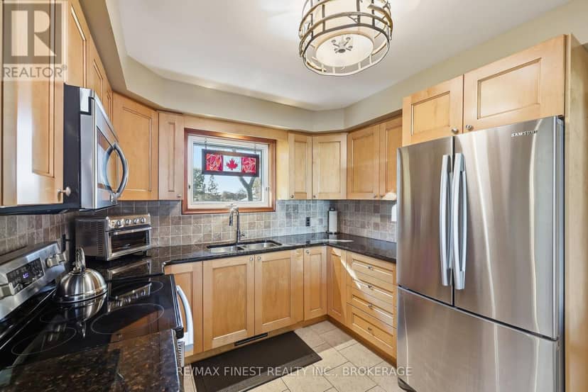 1409 Sproule Street — photo 17 of 40
