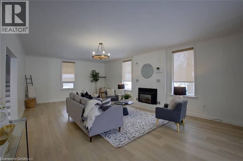 34 QUEEN Street — photo 18 of 39
