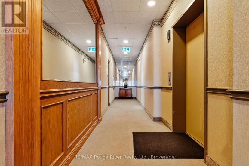 402 - 1 Queen Street, Cobourg, photo 3