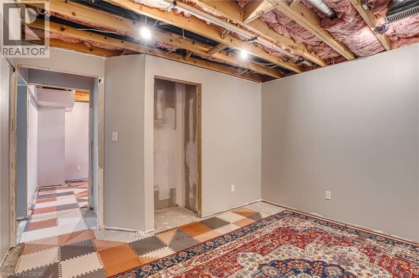 635 RIVERVIEW Drive — photo 34 of 40