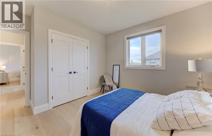 79 SUNSET HILLS Crescent — photo 33 of 40