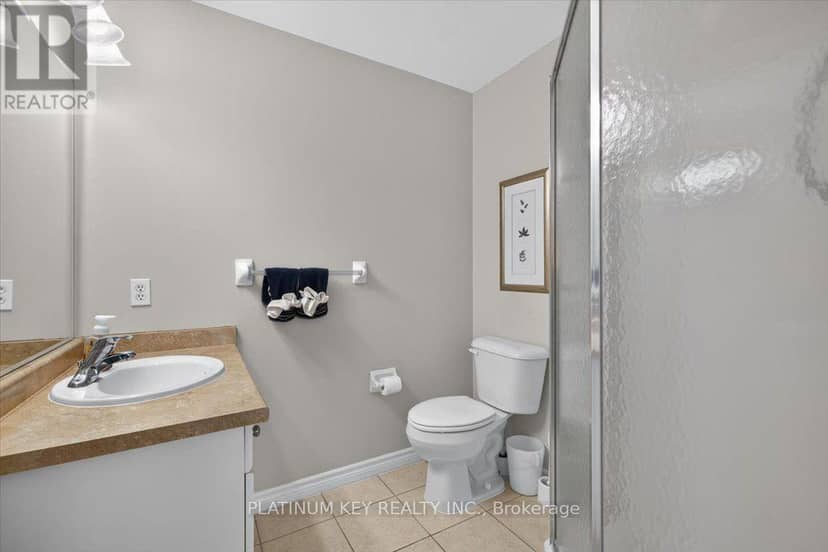 48 - 869 Whetherfield Street — photo 11 of 15