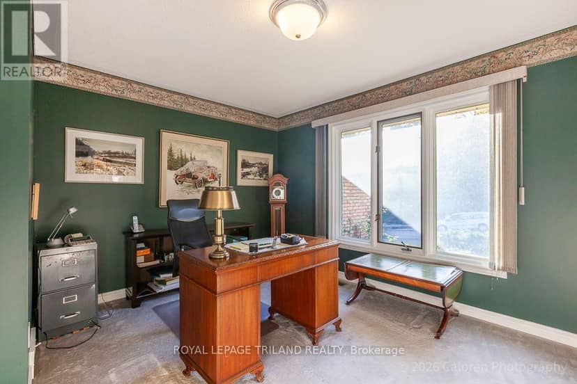 90 Chestnut Court — photo 11 of 40