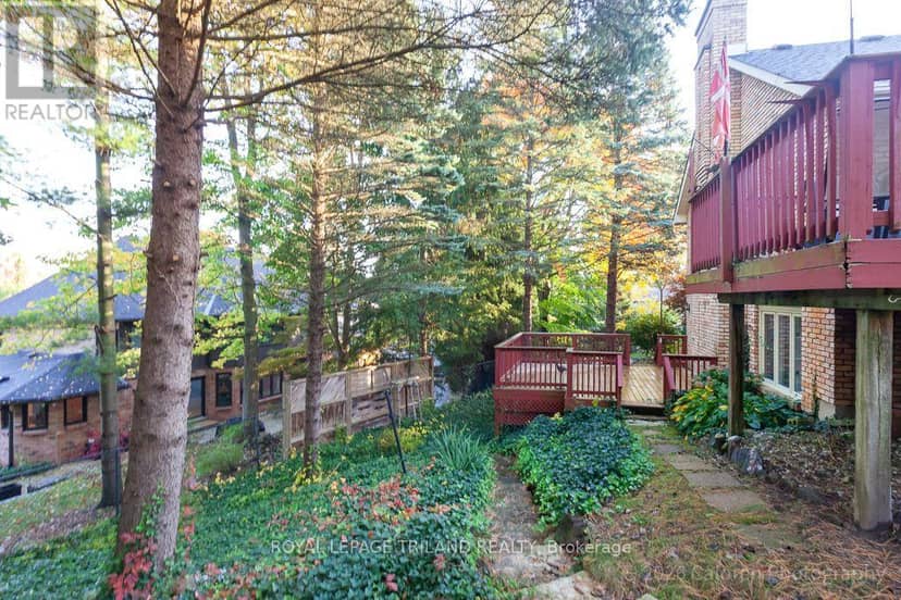 90 Chestnut Court, London South, photo 5