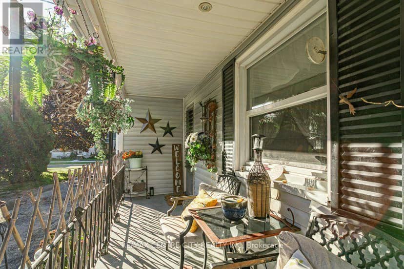 61 Alma Street — photo 29 of 40