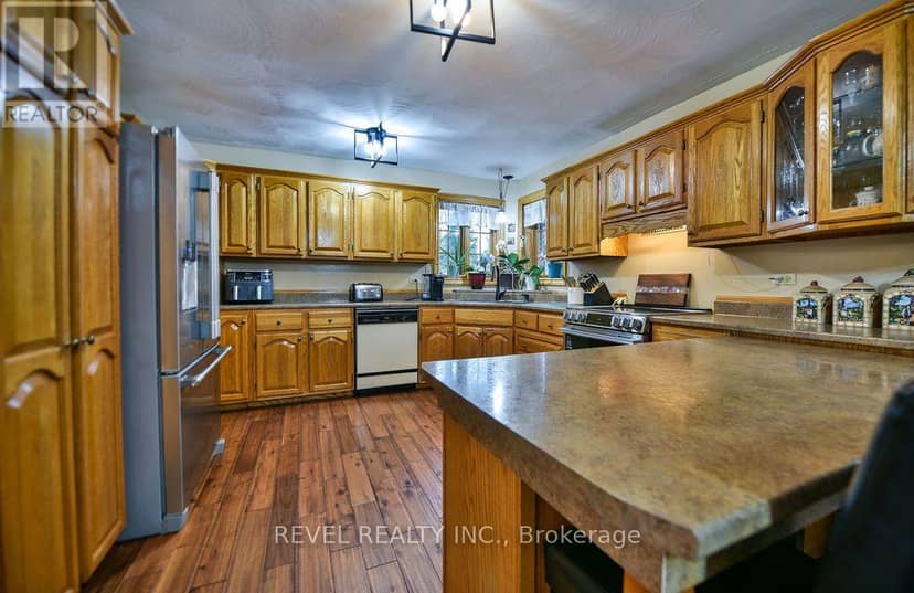 777 Airport Road — photo 14 of 40