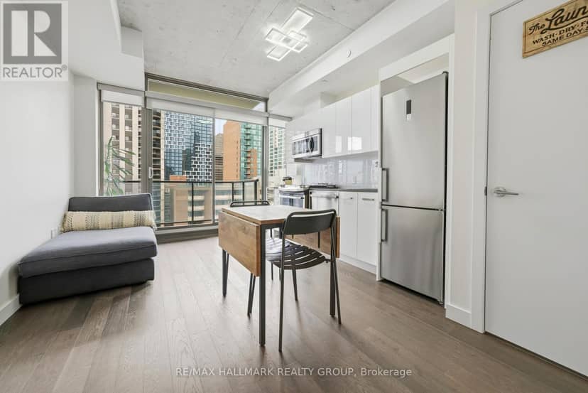 1009 - 224 Lyon Street N, Ottawa, photo 4