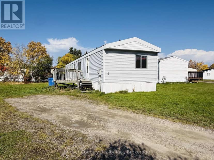 9 Cedar Bay, Dryden